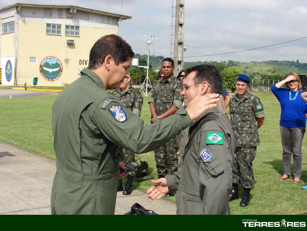 Entrega da bolacha do Guerreiro