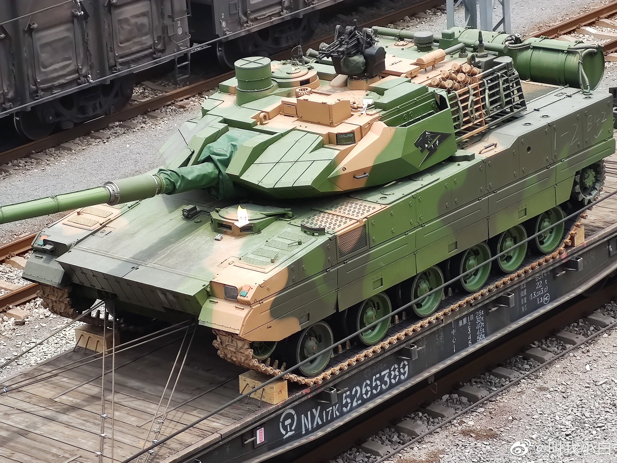 IMAGENS: Tanque leve chinês Type 15 'Black Panther' - Forças