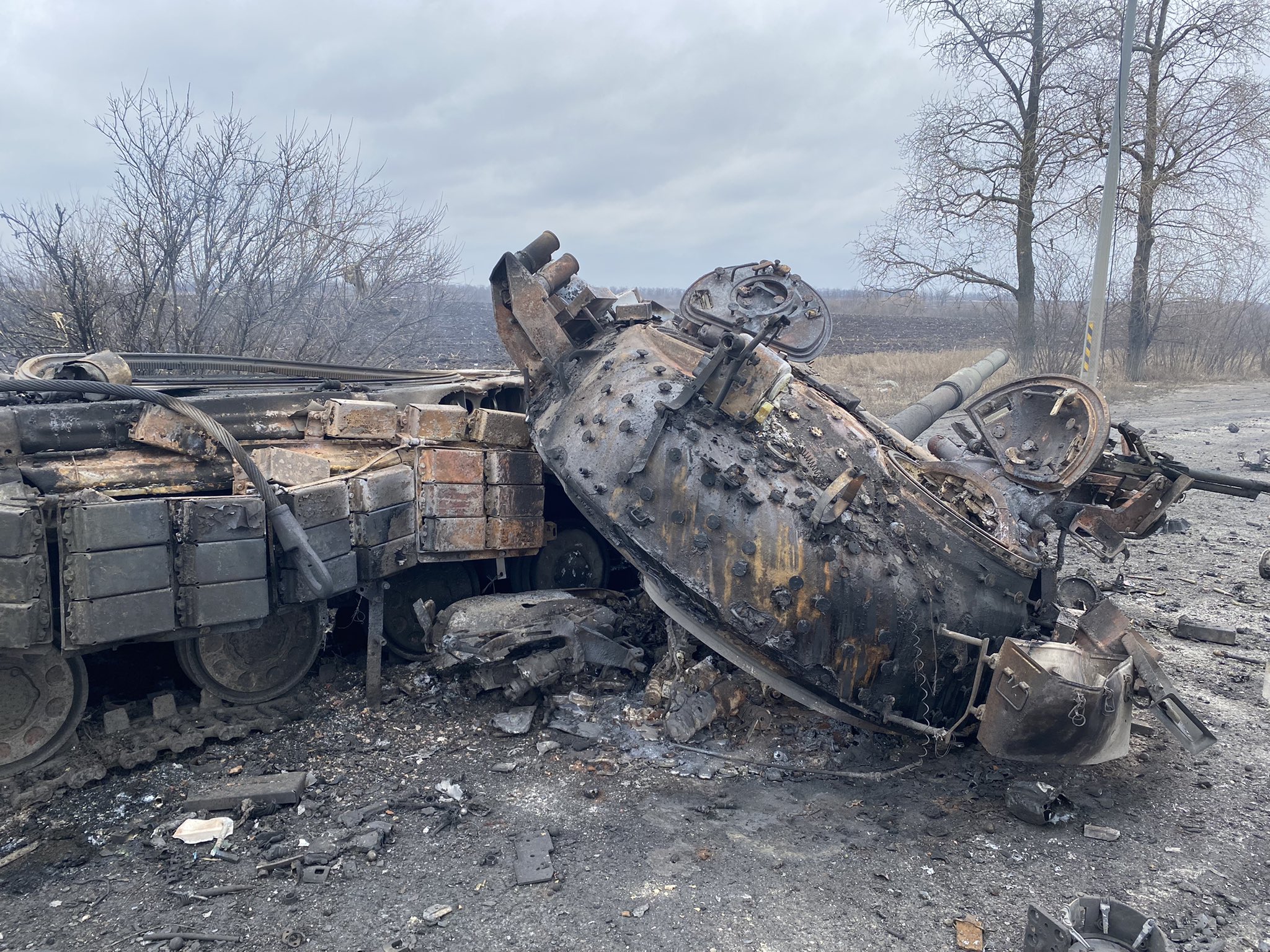 Tanque destruído na Ucrânia