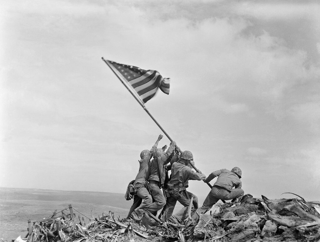 Raising_the_Flag_on_Iwo_Jima,_larger_-_edit1