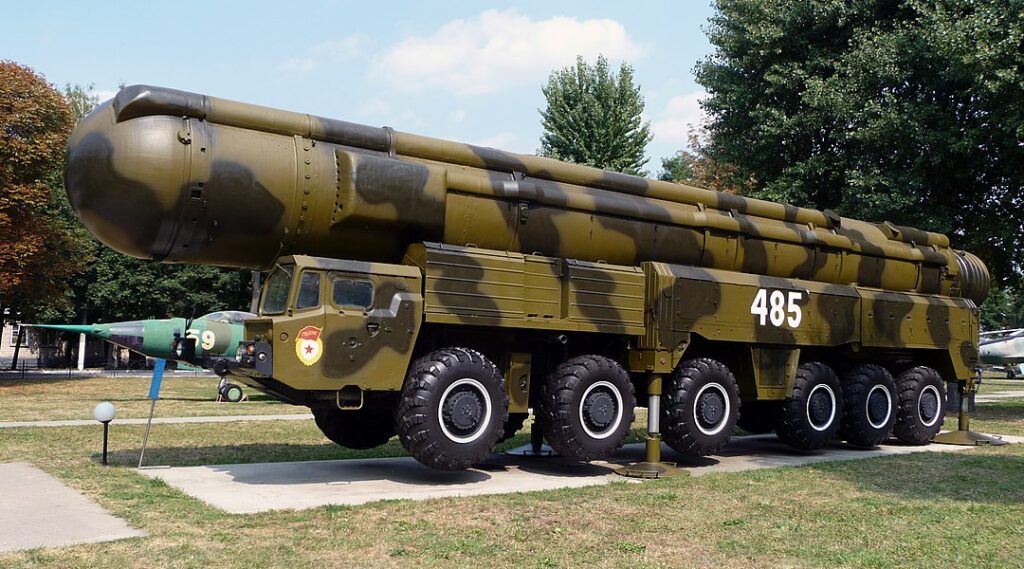 Ukrainian-missile-with-a-nuclear-warhead