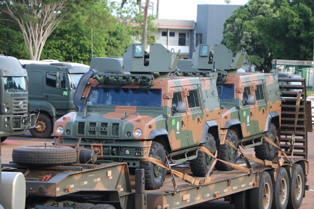 Comando Militar do Oeste inicia deslocamento de viaturas para Roraima