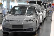 Volkswagen anuncia fechamento de fábricas na Alemanha e demissões em massa para reduzir custos